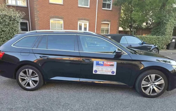 Gatwick Airport Transfer – Reliable, Stress-Free Travel from HL Travel